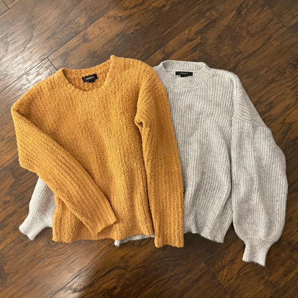 Forever 21 sweater bundle